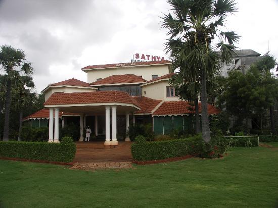 sathya resort thoothukudi